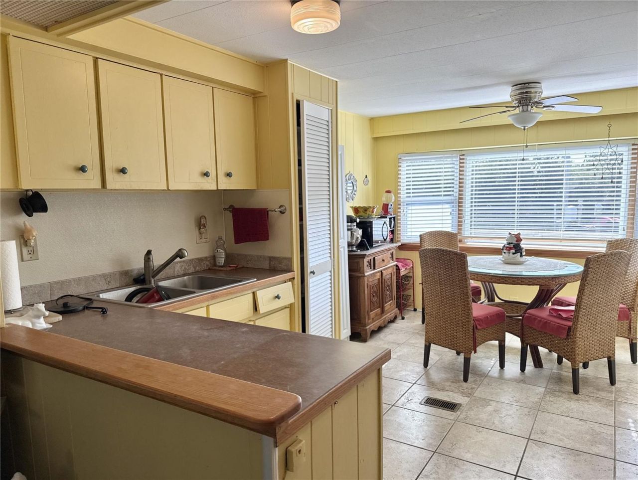 436 Mount Oak Avenue Ne, Unit 747, Saint Petersburg, FL 33702 Photo