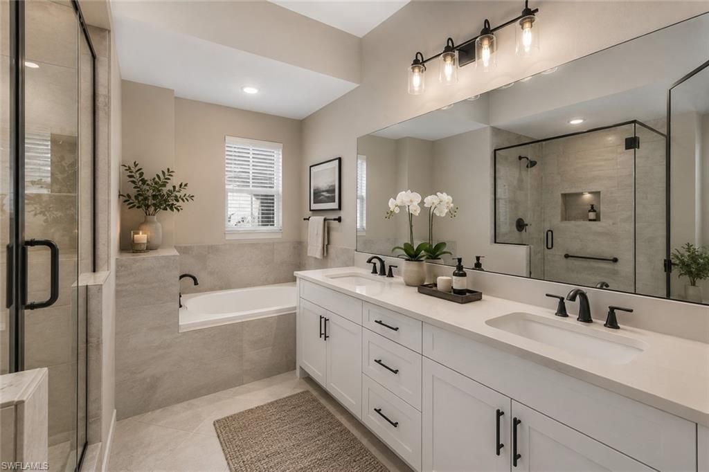 9261 Palmetto Ridge Dr, Unit 102, Estero, FL 34135 Photo