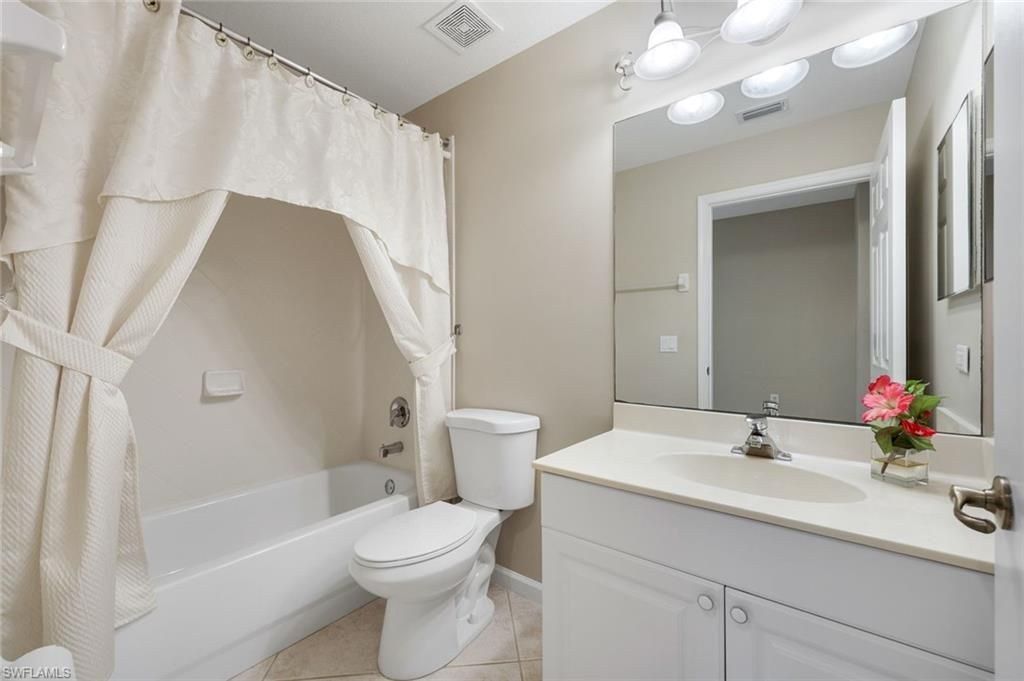 9261 Palmetto Ridge Dr, Unit 102, Estero, FL 34135 Photo