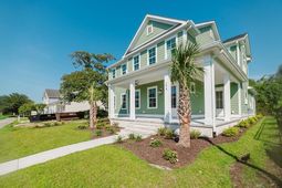 1419 Hunters Rest Dr. photo 4