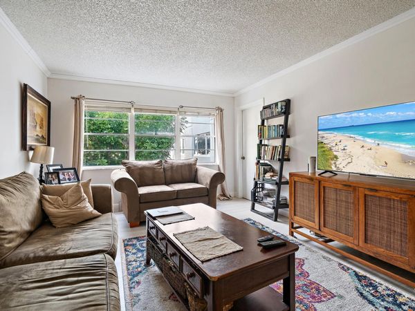 1516 S Lakeside Drive, Unit 207, Lake Worth Beach, FL 33460