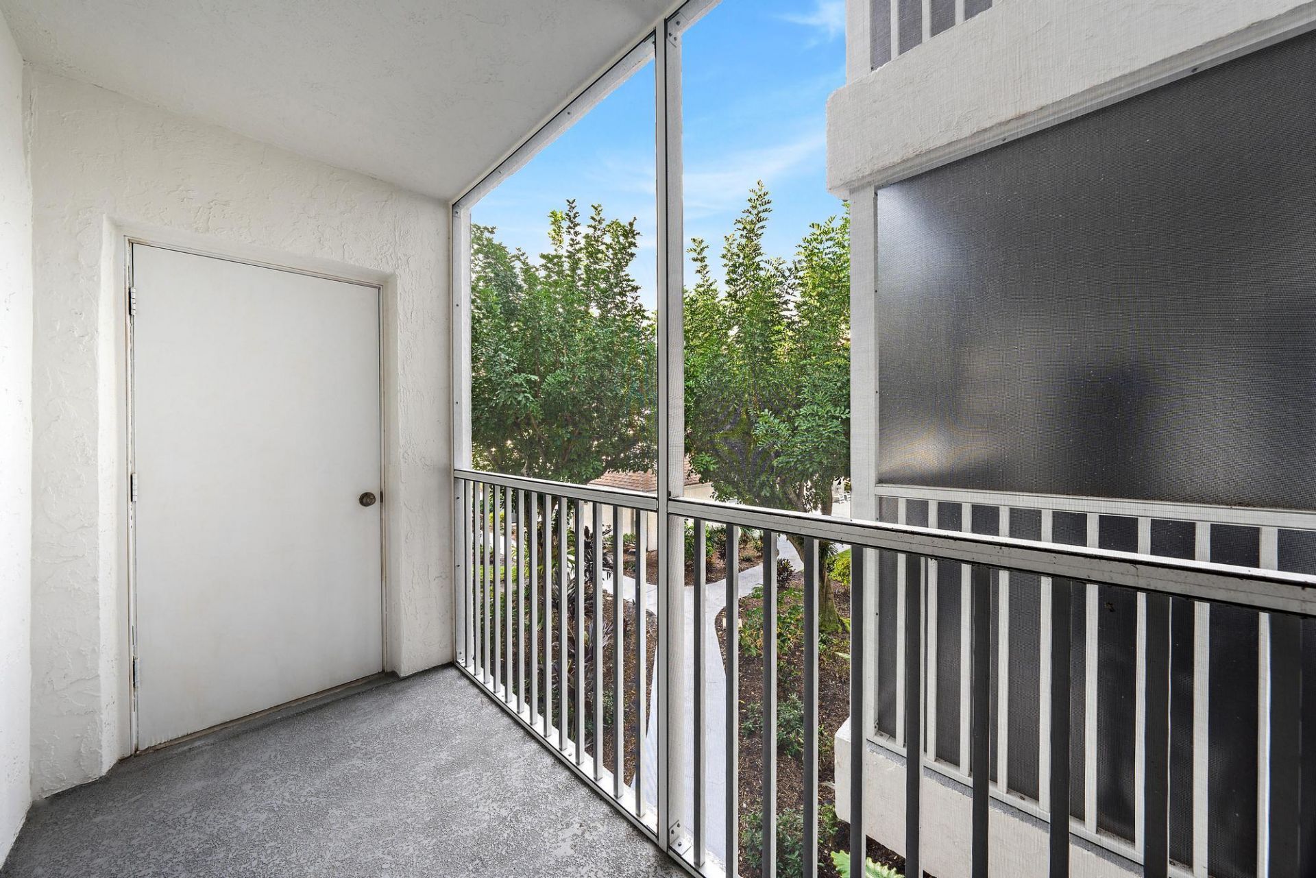 1516 S Lakeside Drive, Unit 207, Lake Worth Beach, FL 33460 Photo