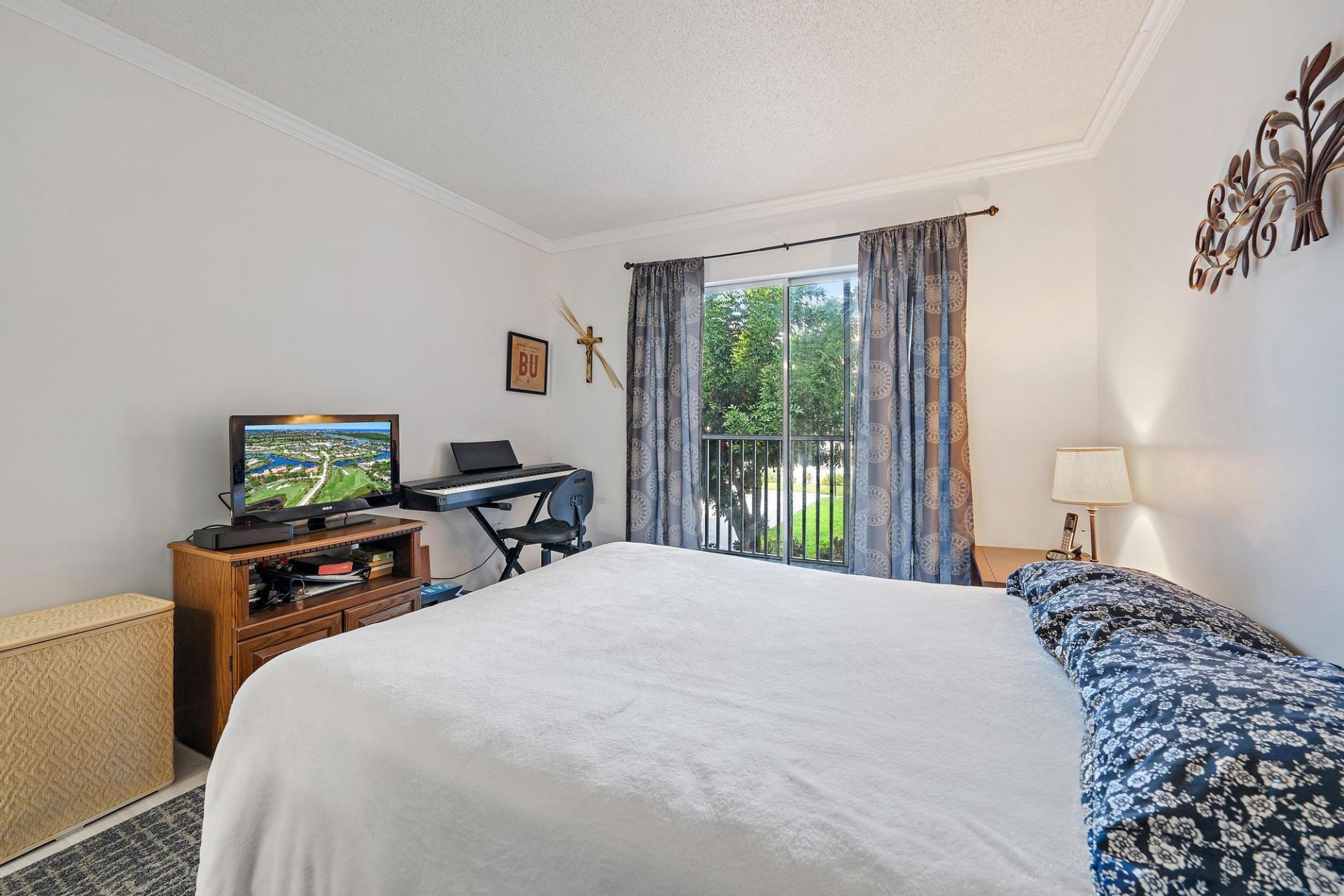 1516 S Lakeside Drive, Unit 207, Lake Worth Beach, FL 33460 Photo