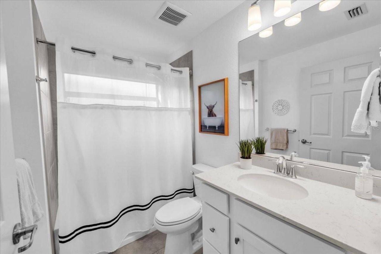 5711 Palmer Circle, Unit 206, Bradenton, FL 34211 Photo