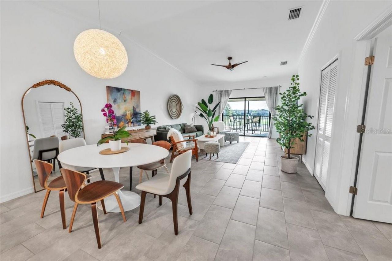 5711 Palmer Circle, Unit 206, Bradenton, FL 34211 Photo