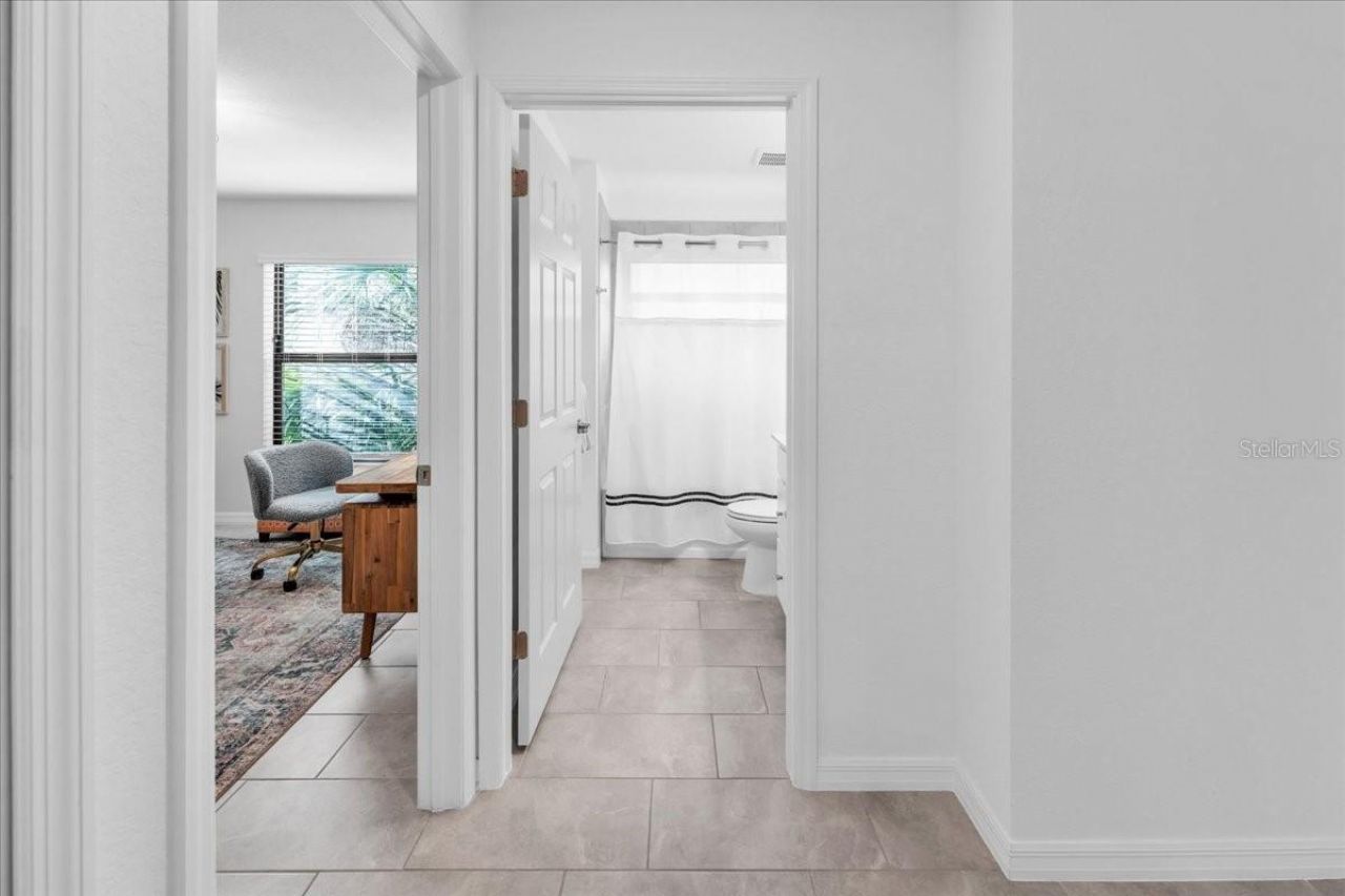 5711 Palmer Circle, Unit 206, Bradenton, FL 34211 Photo