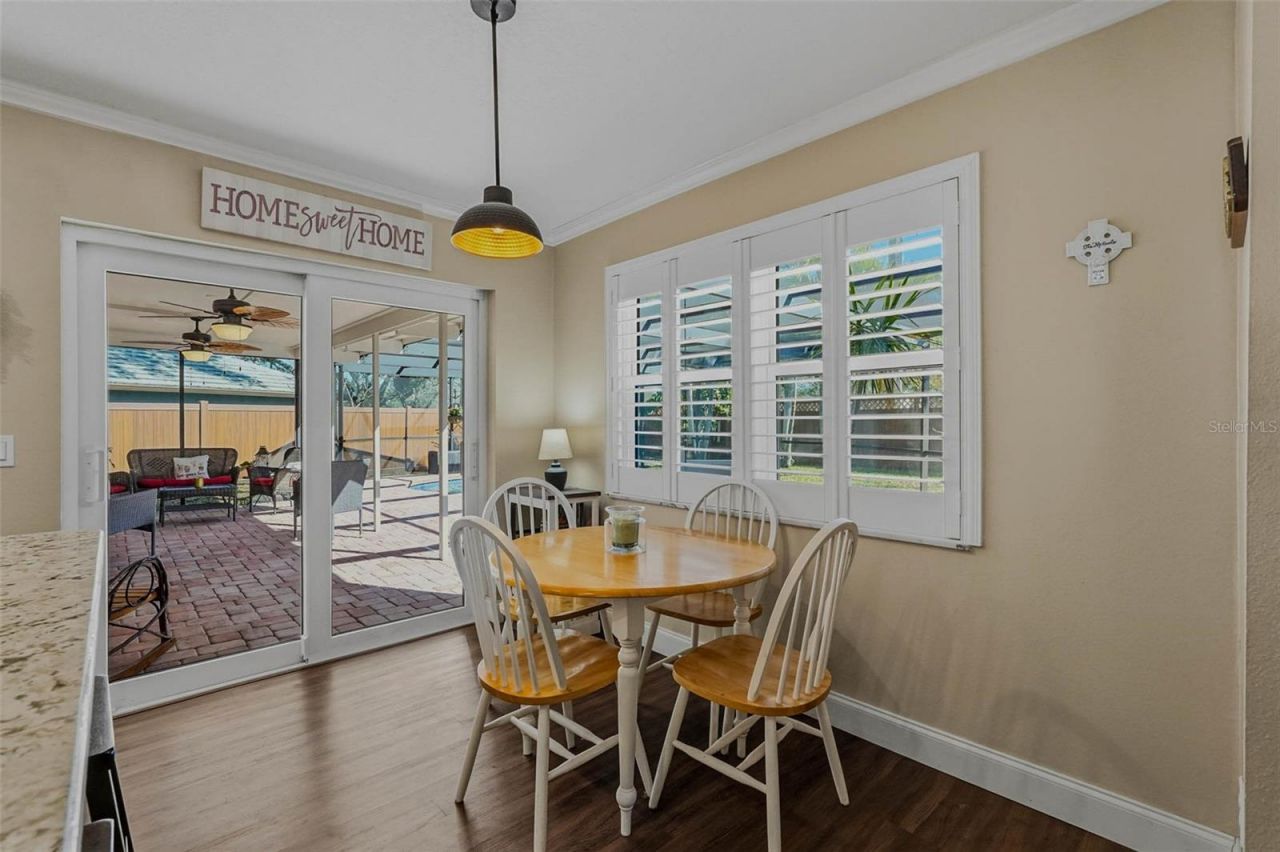 10099 Linden Place Drive, Seminole, FL 33776 Photo