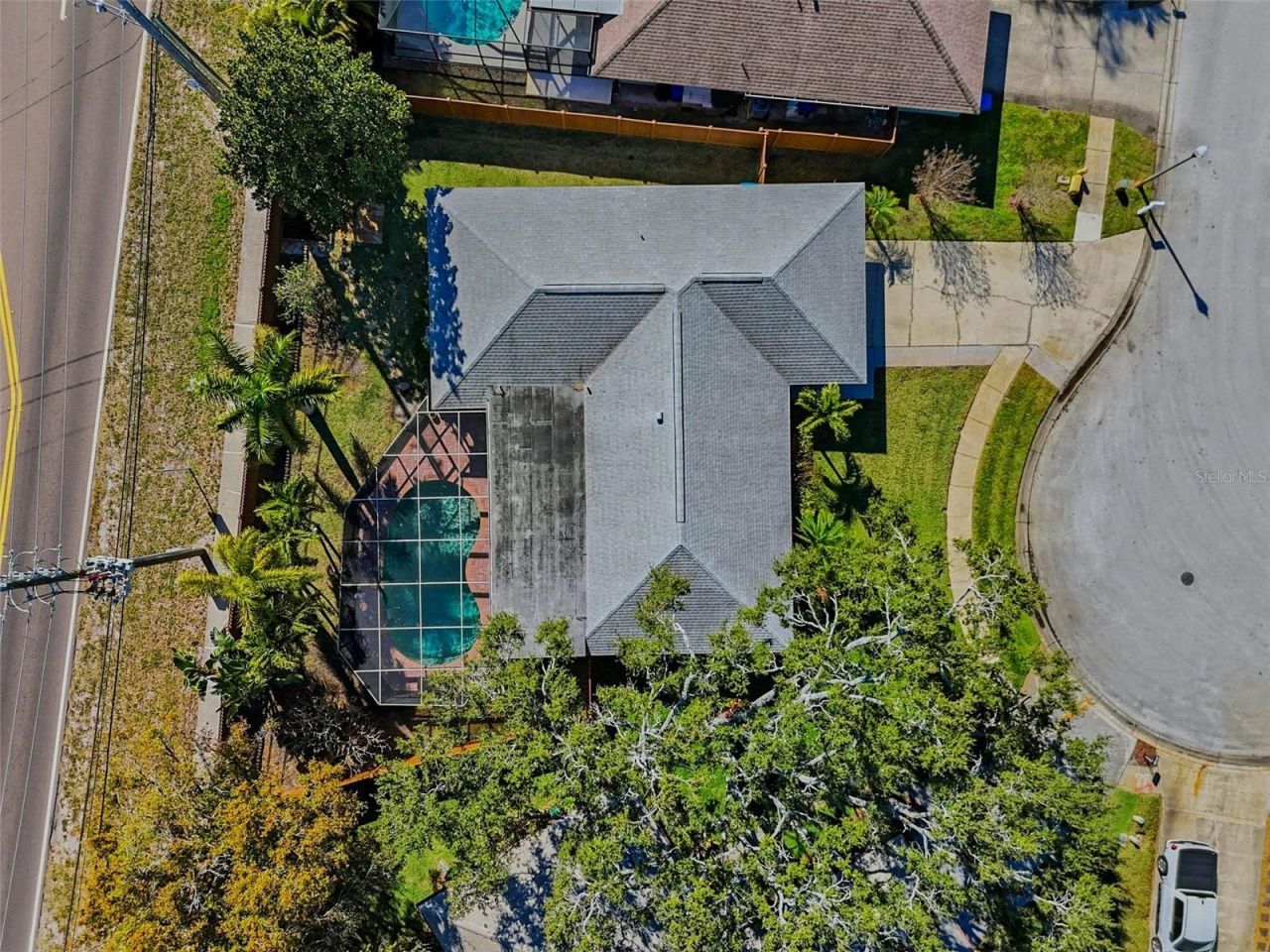 10099 Linden Place Drive, Seminole, FL 33776 Photo