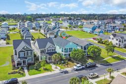 868 Crystal Water Way photo 4