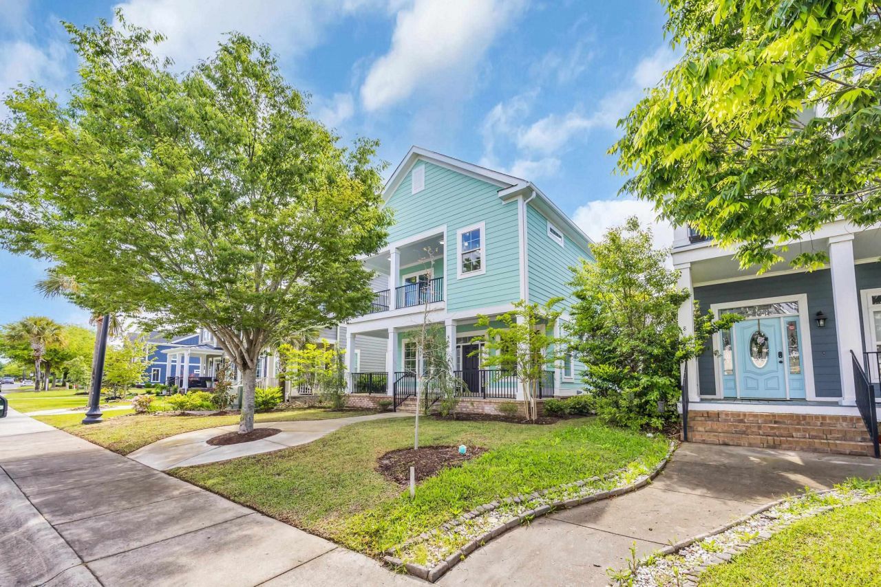 868 Crystal Water Way Photo 20