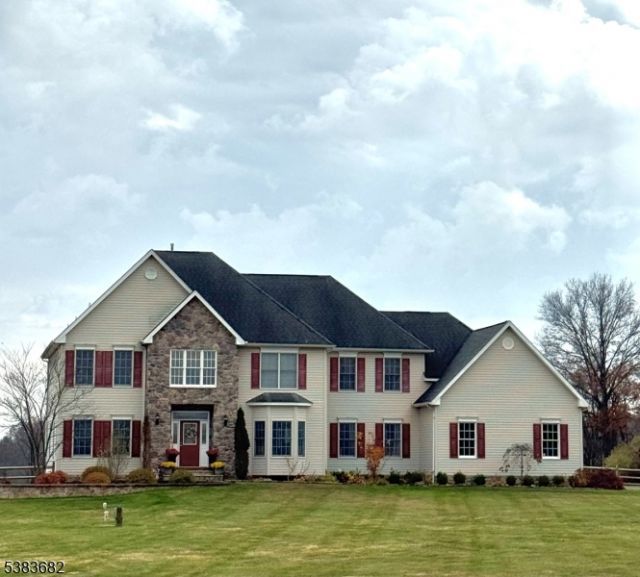 39 Sky Manor Rd, Franklin, NJ 08867 Main Photo