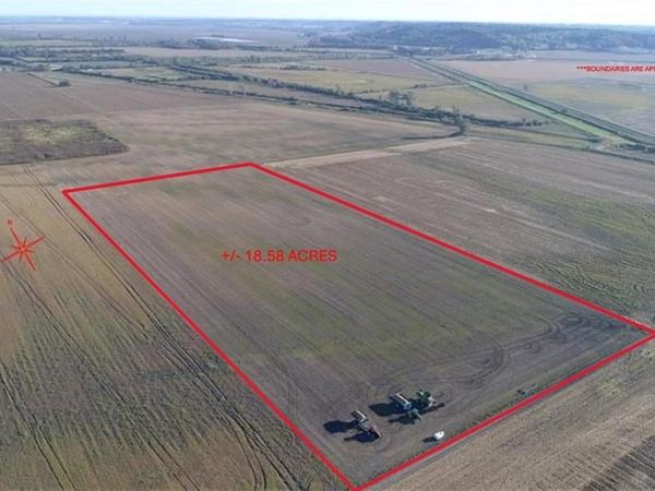Honeydale N/A, Fortescue, MO 64451