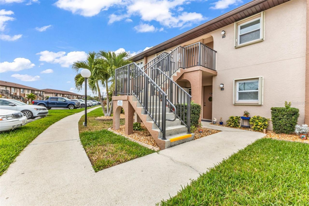 25100 Sandhill Boulevard, Unit 201, Punta Gorda, FL 33983 Photo