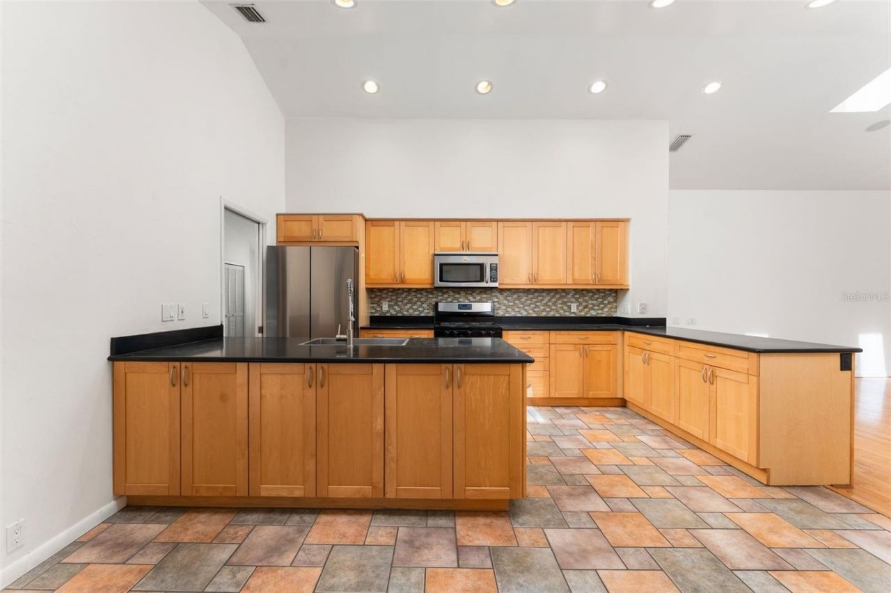2921 NW 24th Terrace, Gainesville, FL 32605 Photo