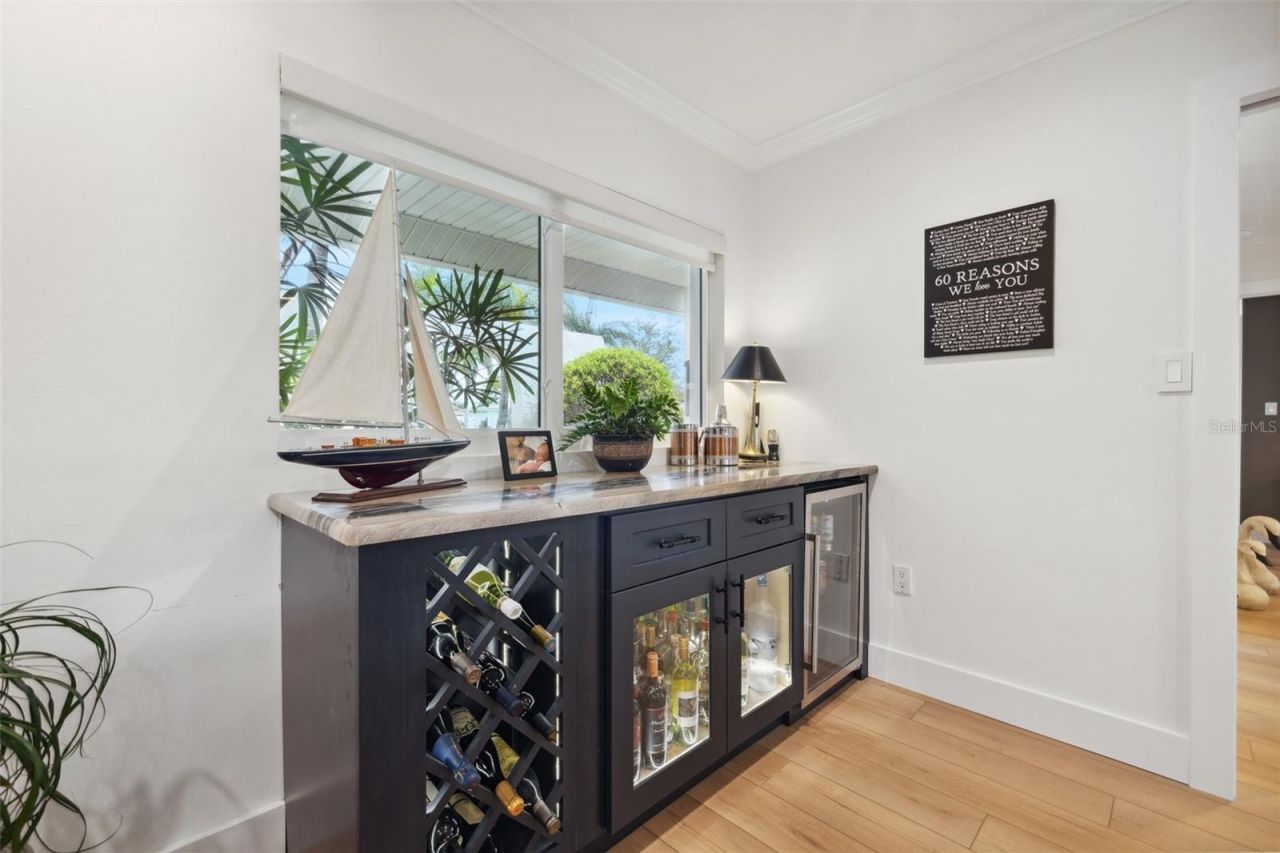 1424 47th Avenue Ne, Saint Petersburg, FL 33703 Photo