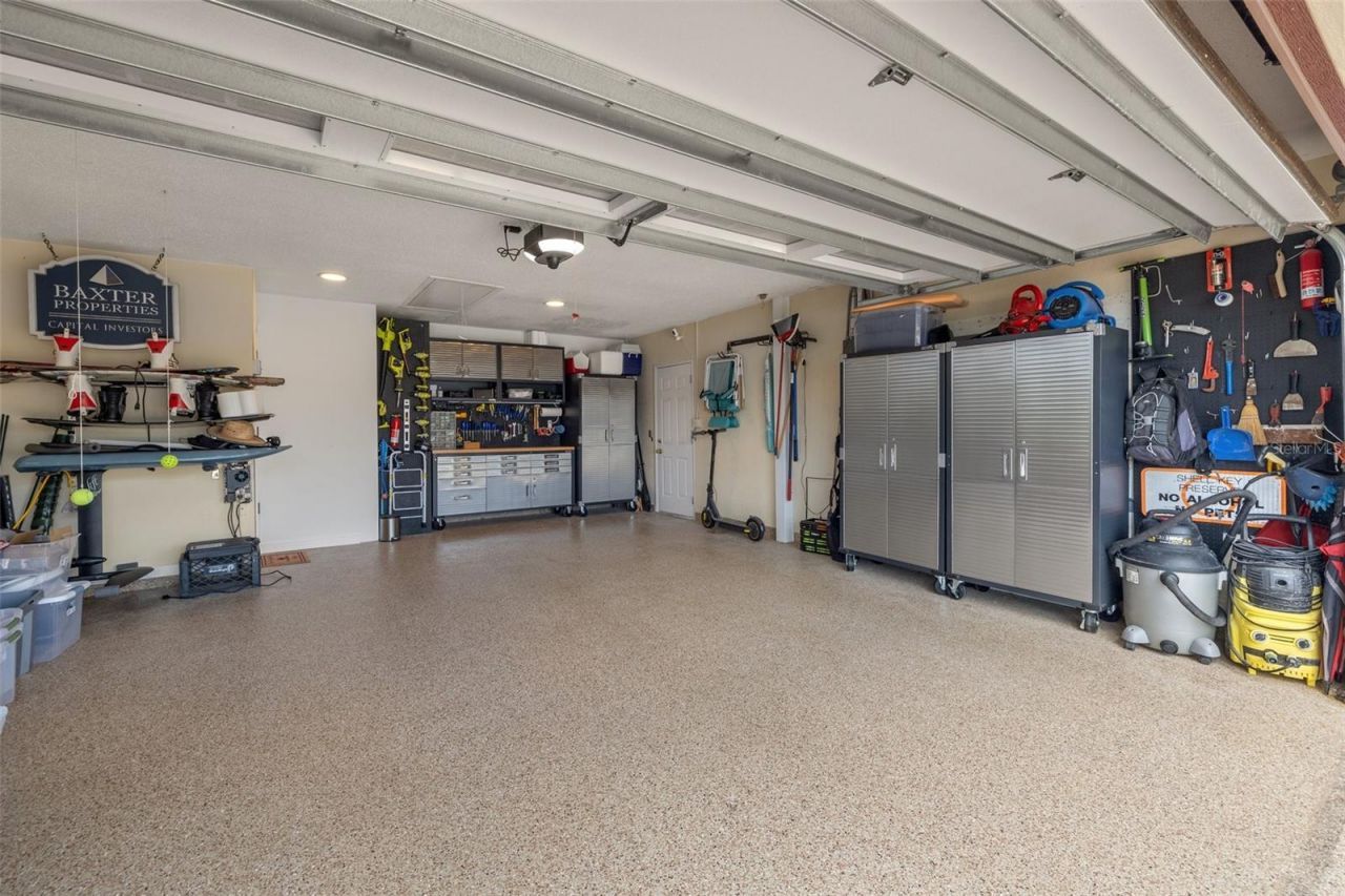 1424 47th Avenue Ne, Saint Petersburg, FL 33703 Photo