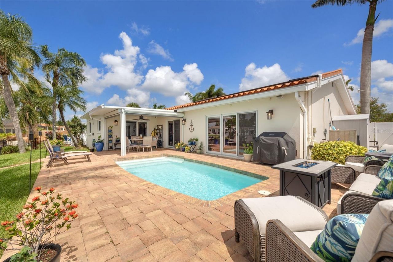 1424 47th Avenue Ne, Saint Petersburg, FL 33703 Photo