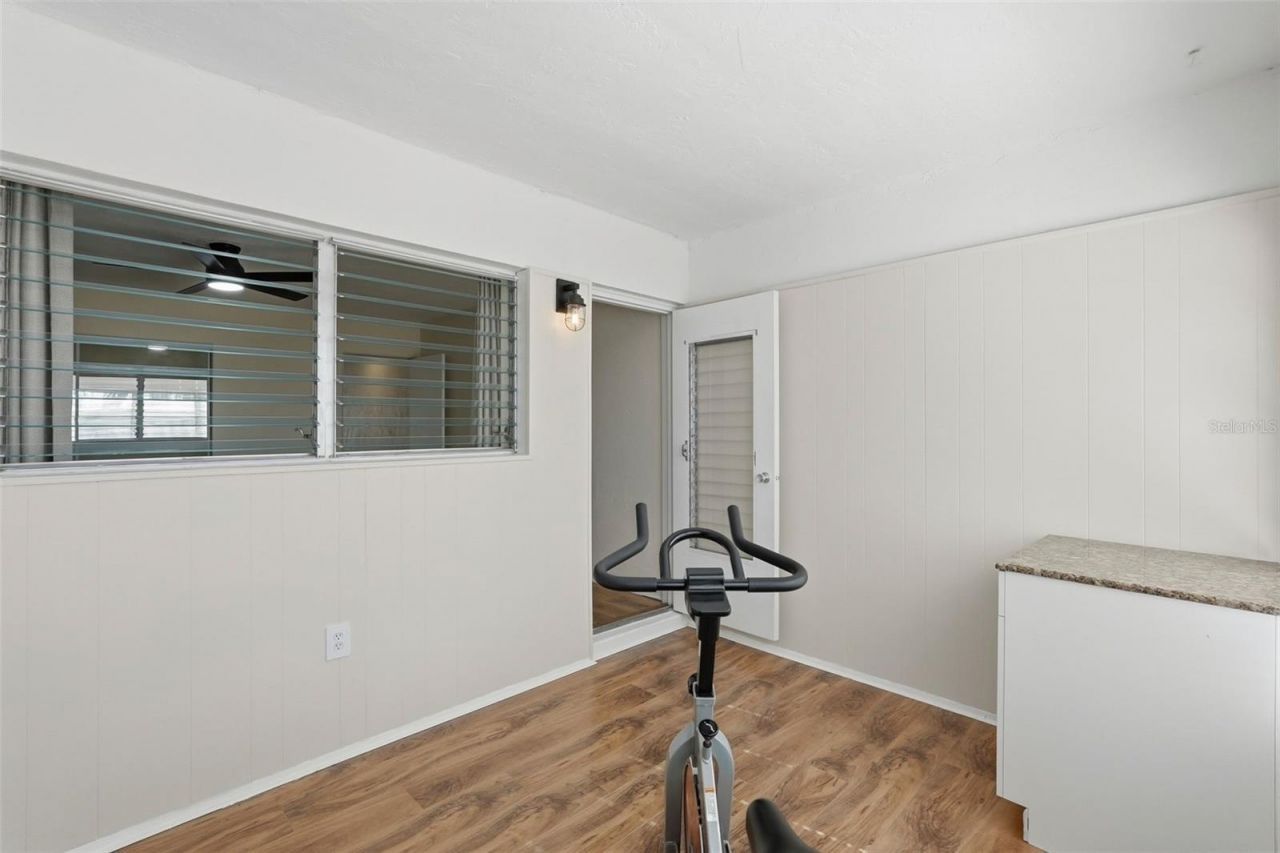 5664 40th Terrace N, Unit 430, Kenneth City, FL 33709 Photo