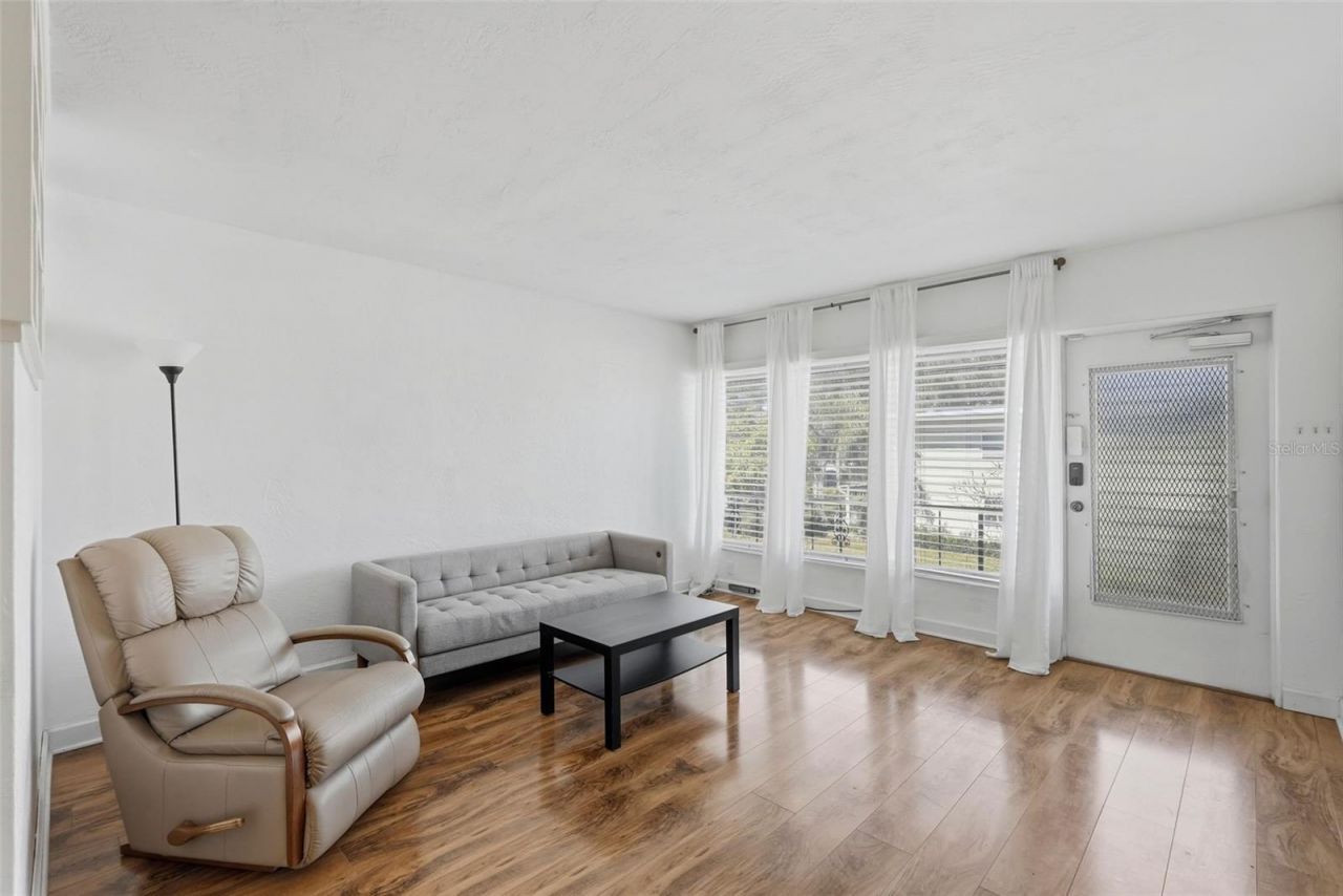 5664 40th Terrace N, Unit 430, Kenneth City, FL 33709 Photo