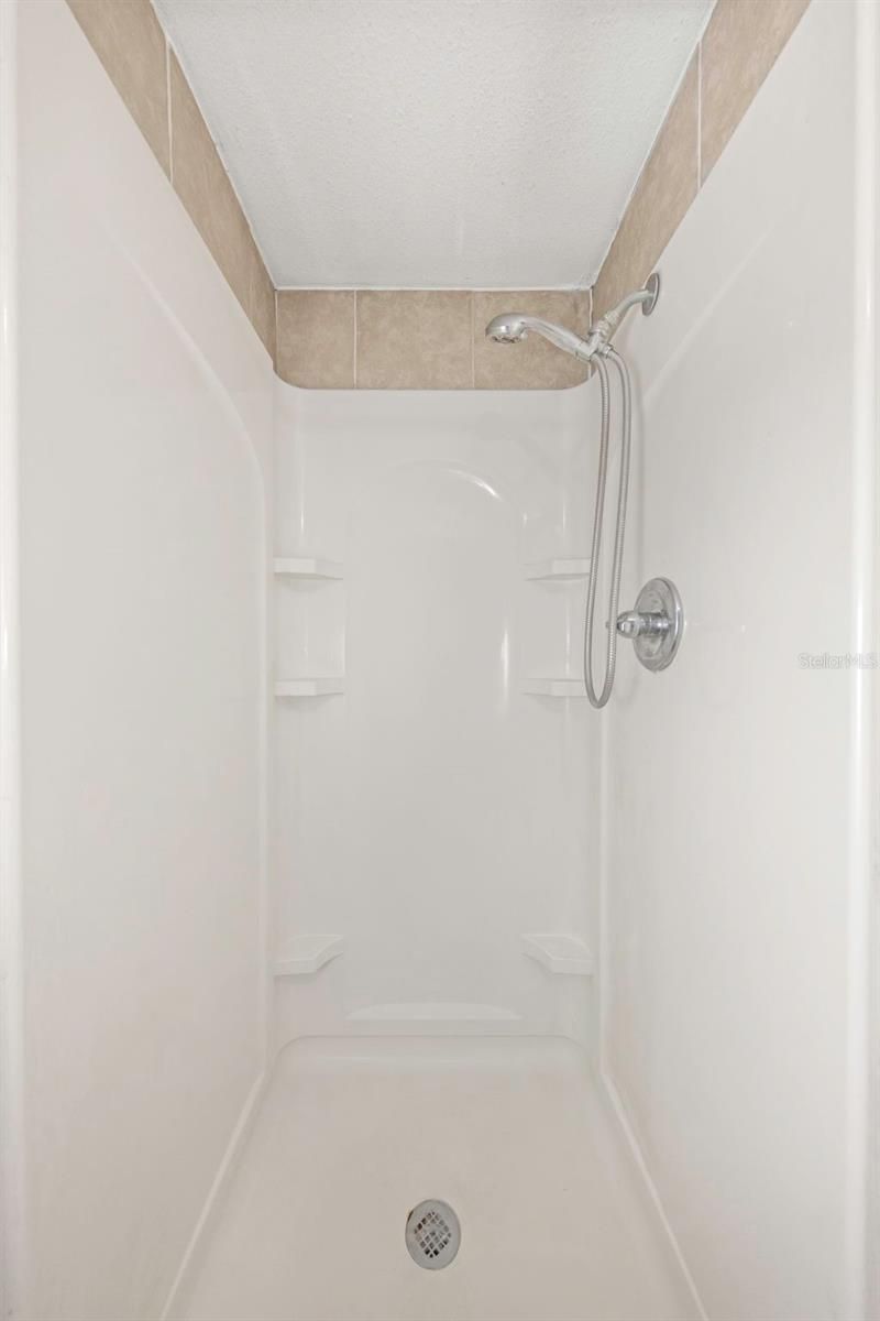 2423 Auburn Street S, Saint Petersburg, FL 33712 Photo