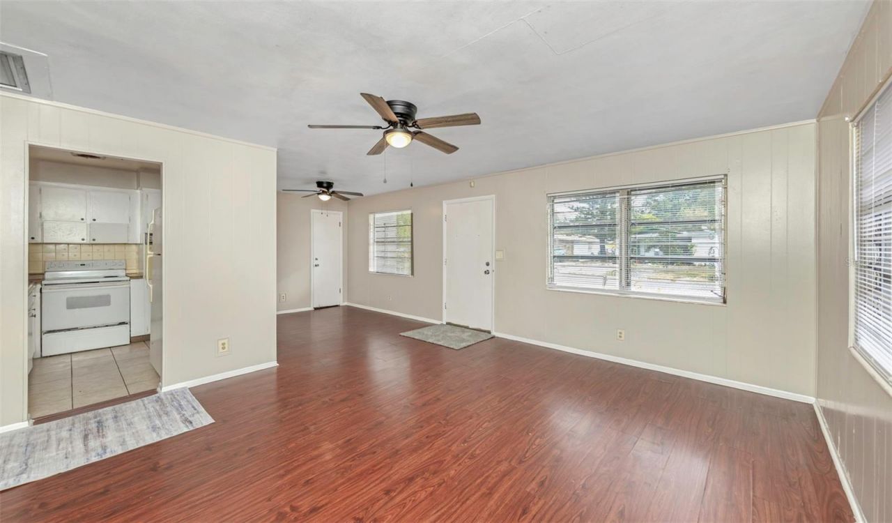 2423 Auburn Street S, Saint Petersburg, FL 33712 Photo