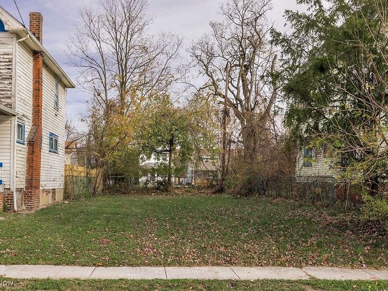 899 E 130th Street, Cleveland, OH 44108 Photo 1