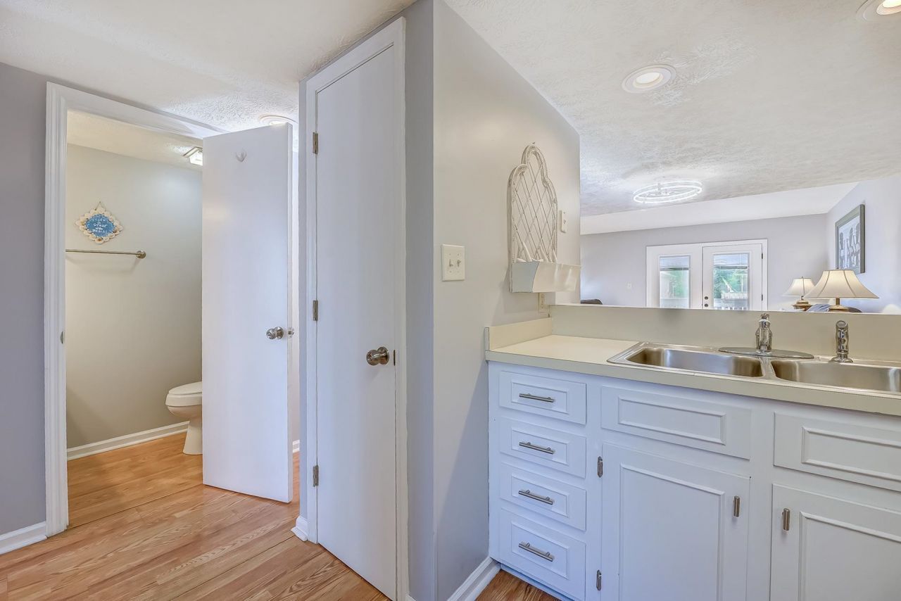 816 9th Ave. S Photo 25