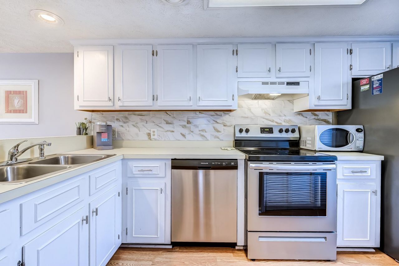 816 9th Ave. S Photo 4