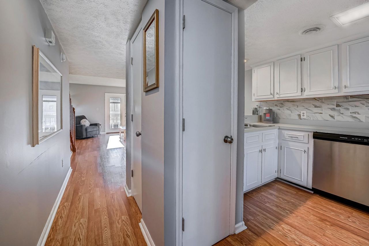 816 9th Ave. S Photo 8