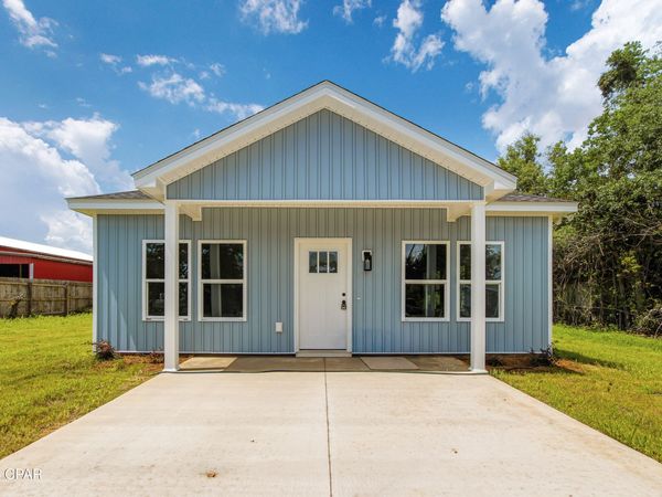 7521 Walker Drive, Panama City, FL 32404