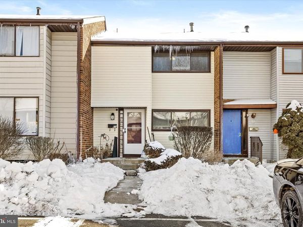 61 COVINGTON DRIVE, EAST WINDSOR, NJ 08520