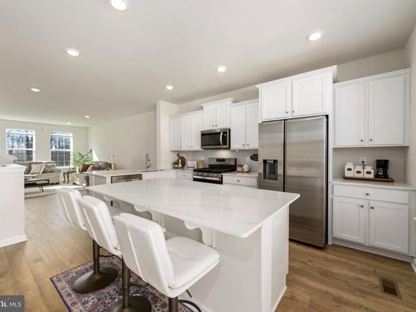 472 MONTE FARM ROAD, MOUNT LAUREL, NJ 08054