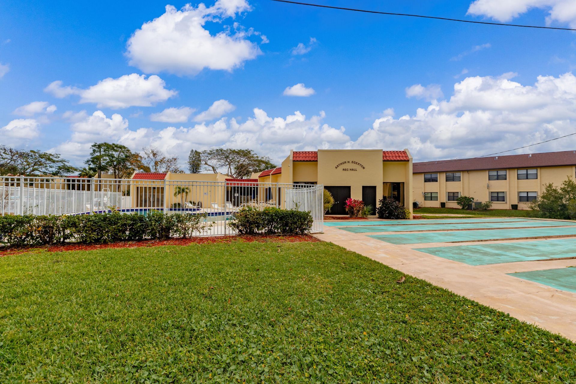 2050 Oleander Boulevard, Unit 5-301, Fort Pierce, FL 34950 Photo