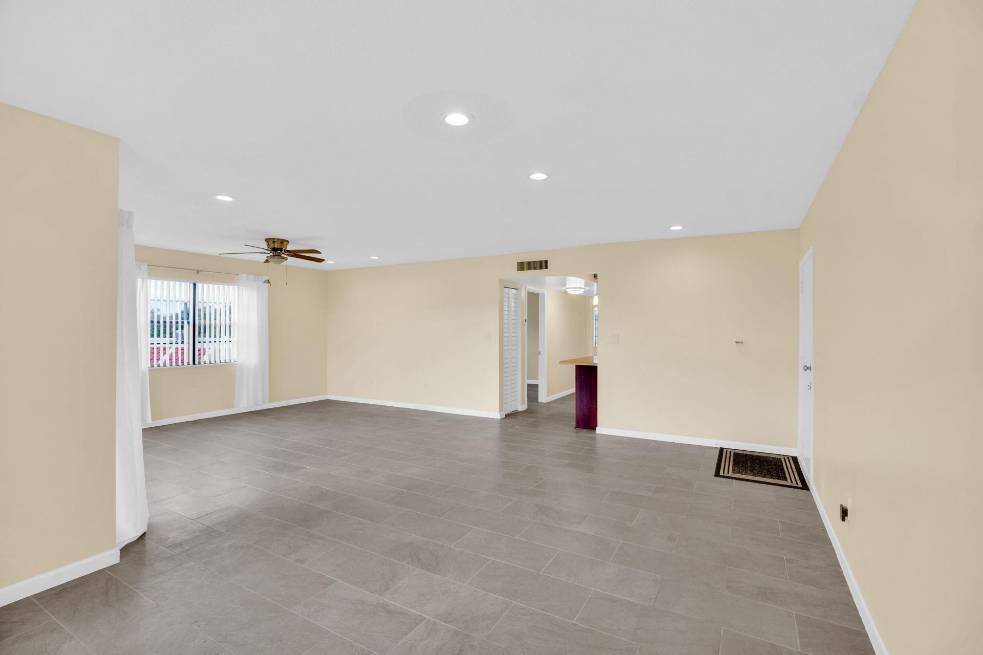 2050 Oleander Boulevard, Unit 5-301, Fort Pierce, FL 34950 Photo