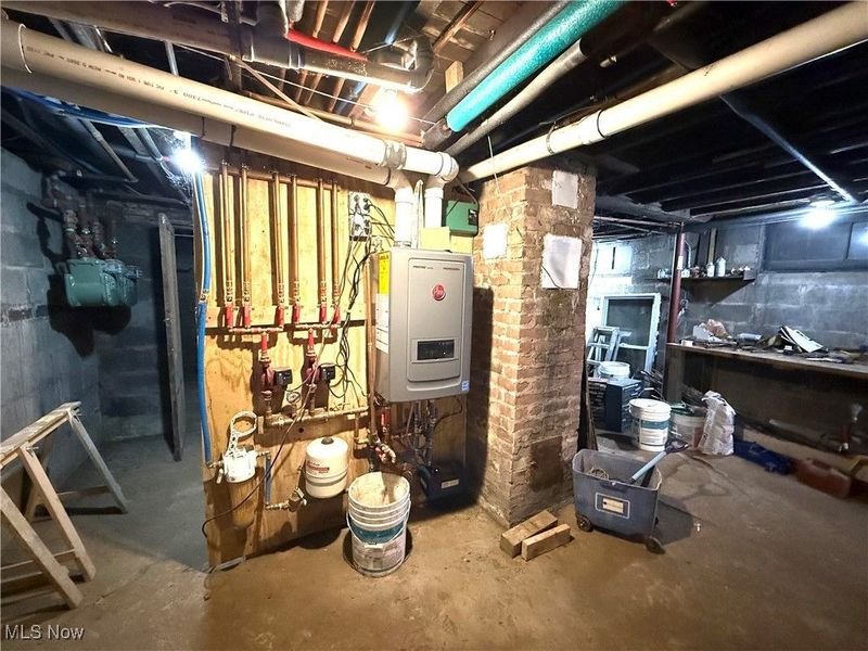 1736 E 47th Street, Cleveland, OH 44103 Photo 32