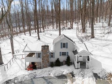 LOVETTSVILLE, VA 20180