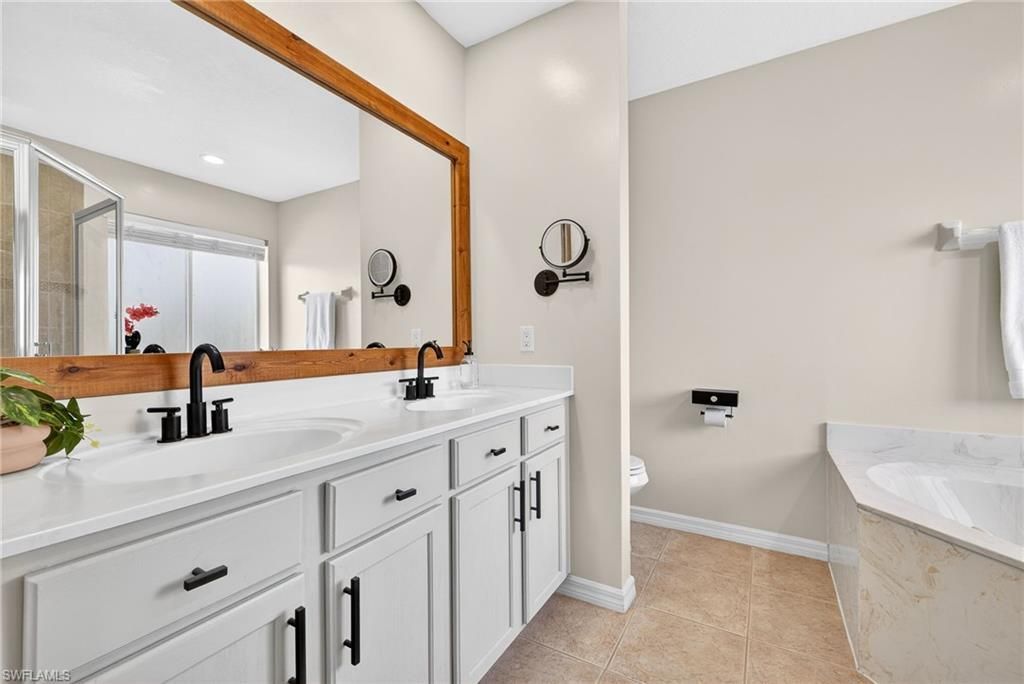 9530 Roundstone Cir, Fort Myers, FL 33967 Photo