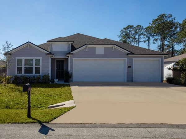 46 Pitt Ln, Palm Coast, FL 32164