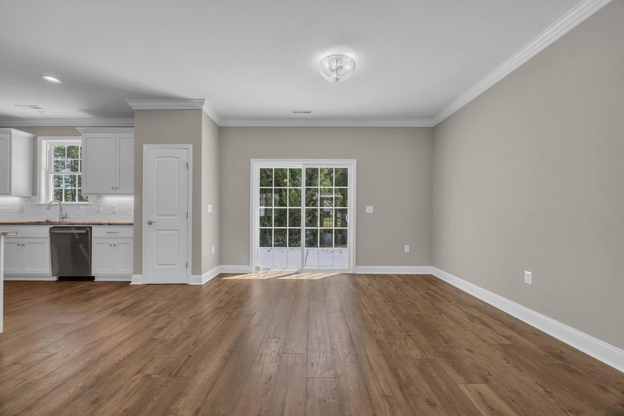 1151 Bear Lake Dr. Photo 9