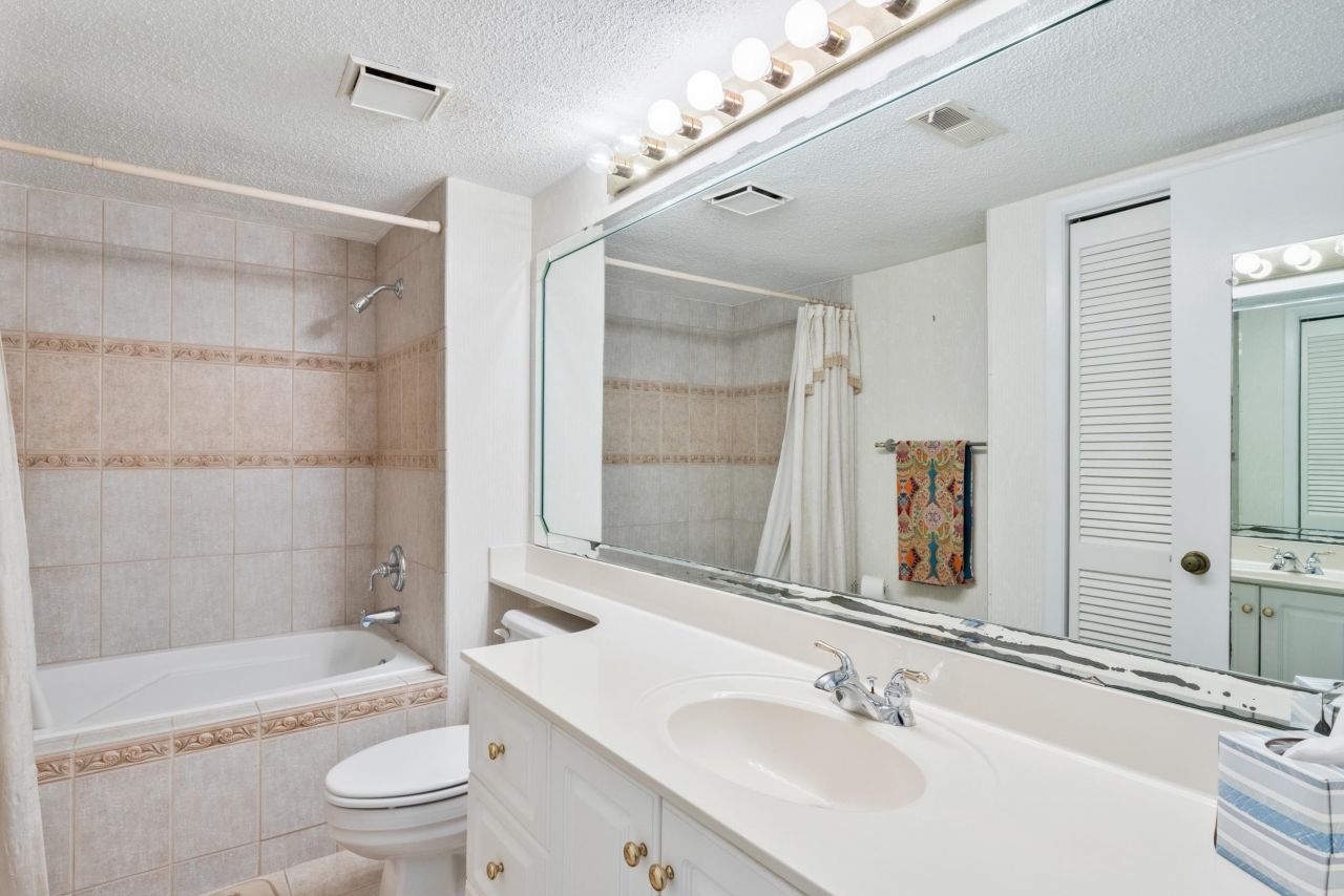 4390 Bimini Ct. Photo 19