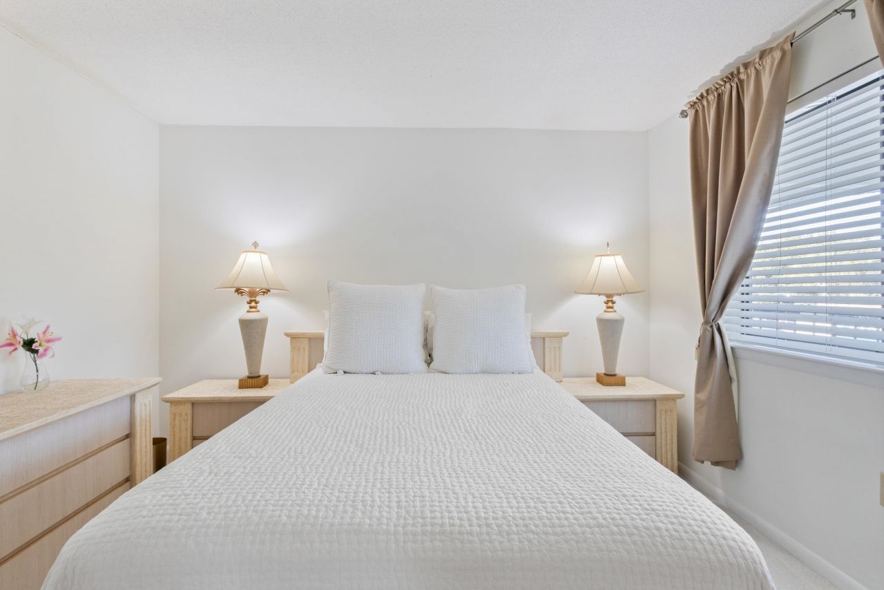 4390 Bimini Ct. Photo 22