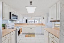 4390 Bimini Ct. photo 4