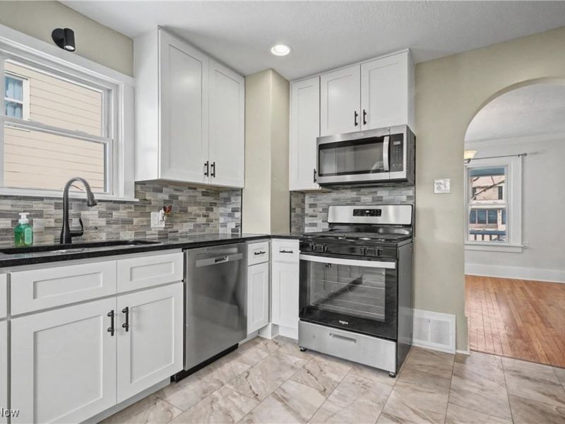 1764 10th Street, Cuyahoga Falls, OH 44221 Photo 17