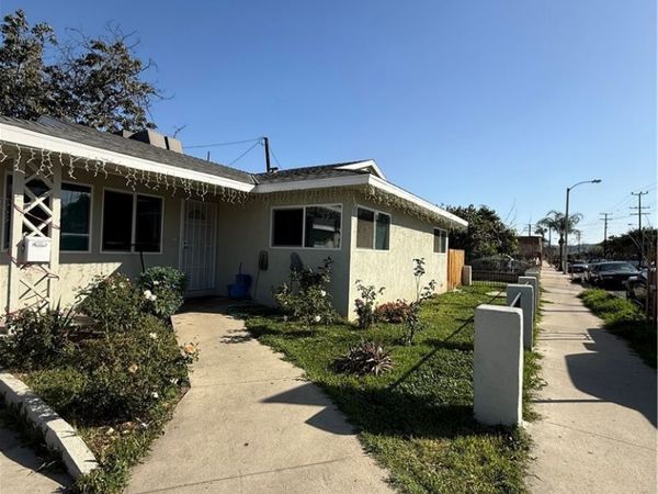 221 S Howard Street, Corona, CA 92879