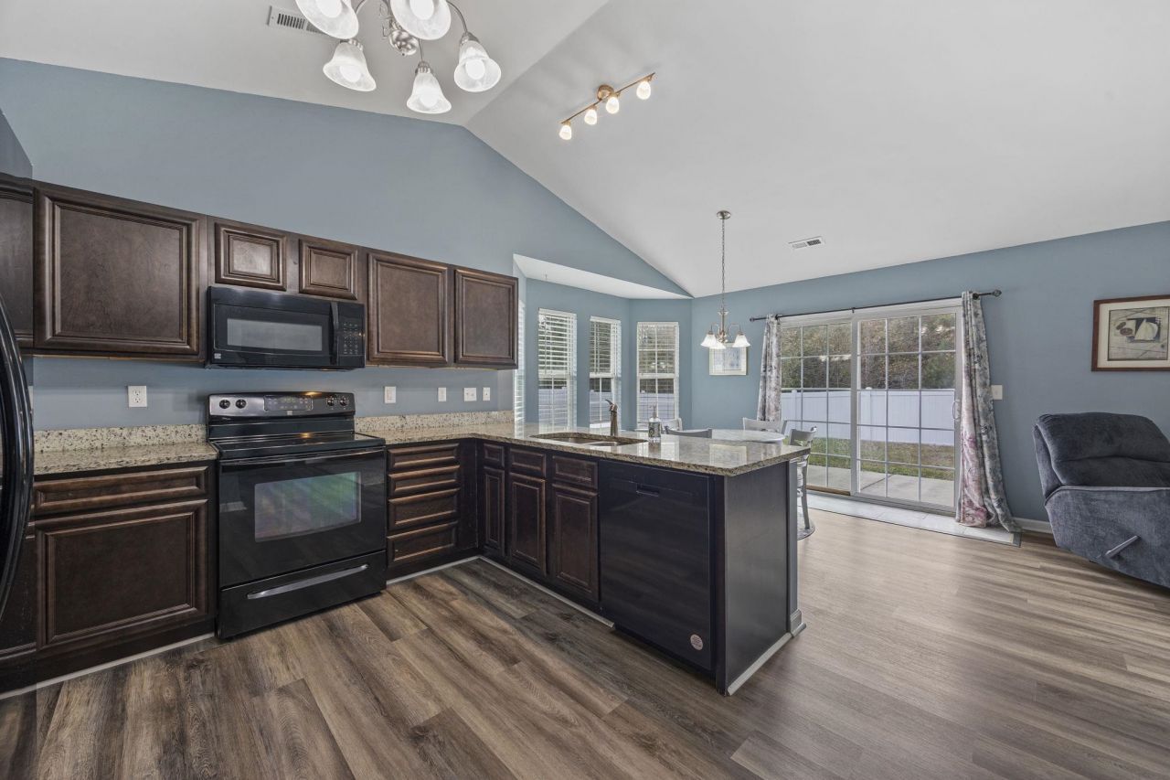 505 S View Ct. Photo 11