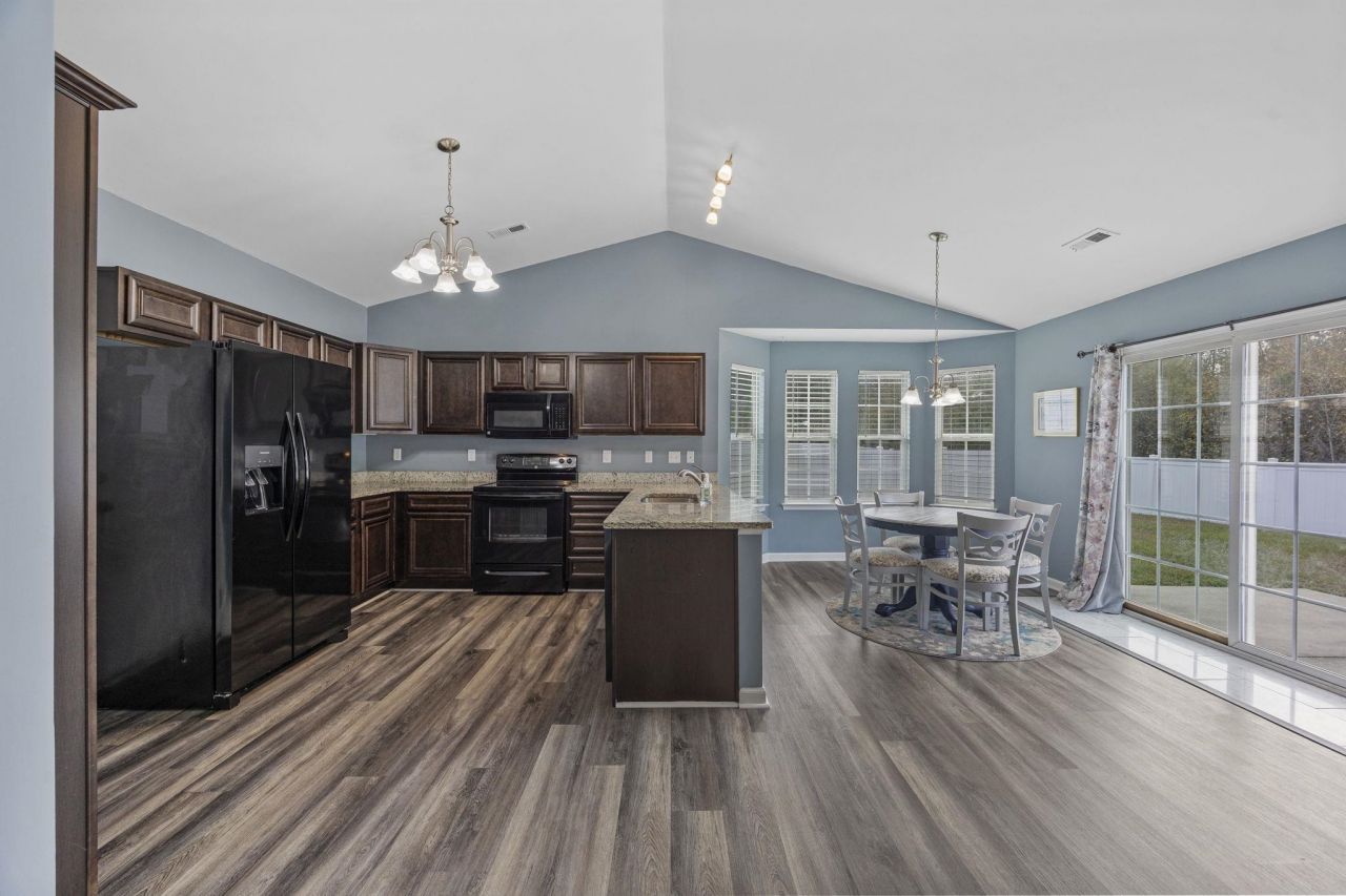 505 S View Ct. Photo 12