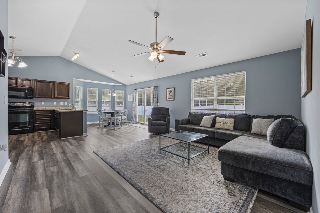 505 S View Ct. Photo 4