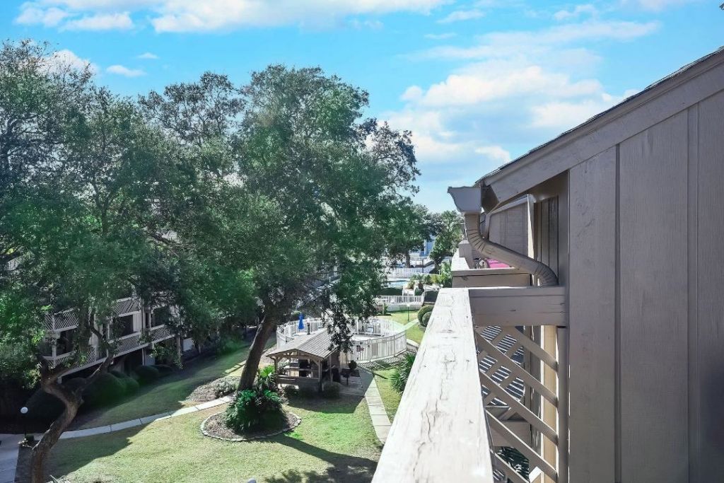 214 Maison Dr. Photo 21