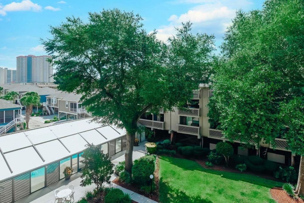 214 Maison Dr. Photo 29