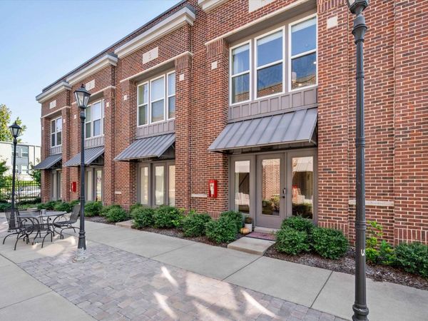 1625 MONROE AVE, Unit 4, Memphis, TN 38104